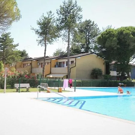 Big With Terrace Barbecue - With Private Pools And Garden Bibione