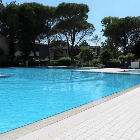 아파트 Big With Terrace Barbecue - With Private Pools And Garden 비비오네